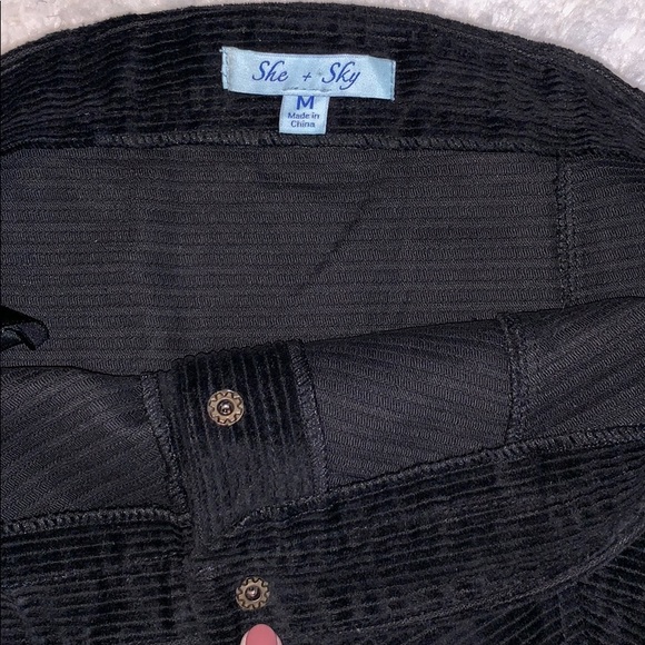 She + Sky Black Corduroy Skirt - Picture 2 of 4